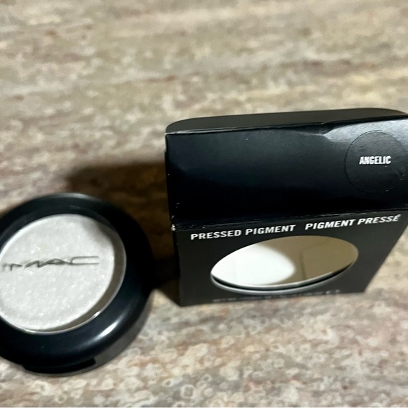 MAC Cosmetics HTF Pressed Pigment Eyeshadow Duo — Blonde Streak & Angelic - Picture 15 of 16